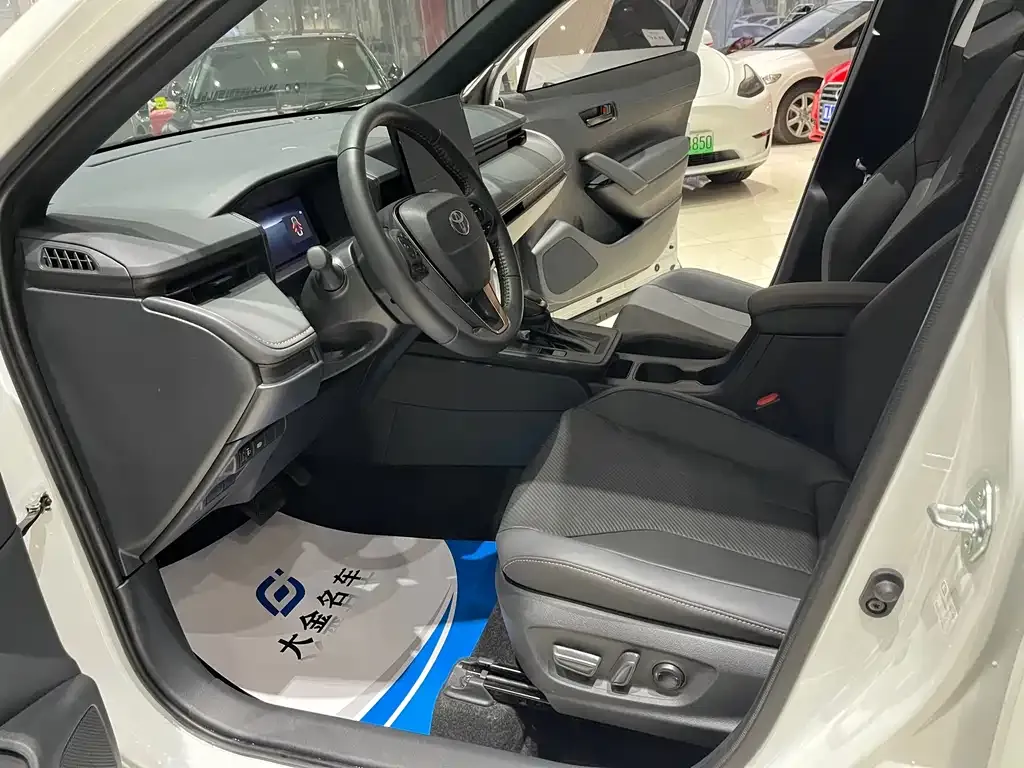 Toyota Frontlander 2025 из CN, фото 2