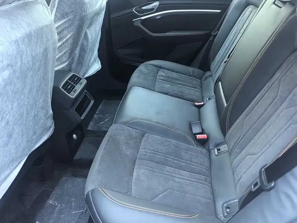 Audi e-tron 2026 из CN, фото 6