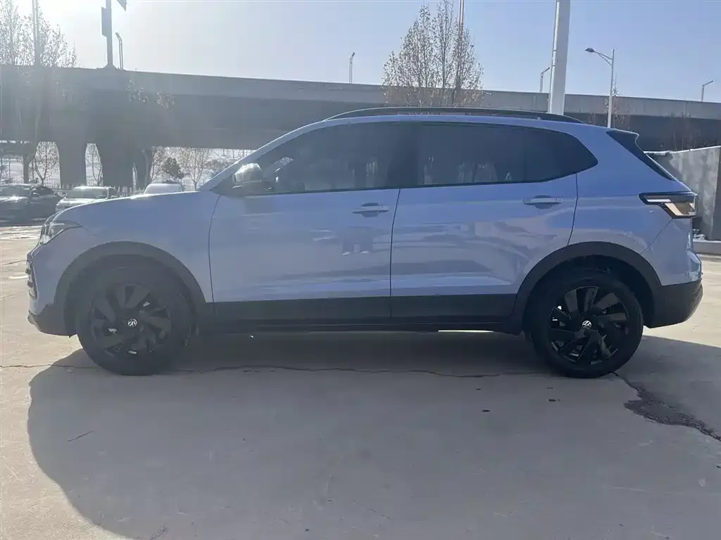 Volkswagen Tharu 2024 из CN, фото 4