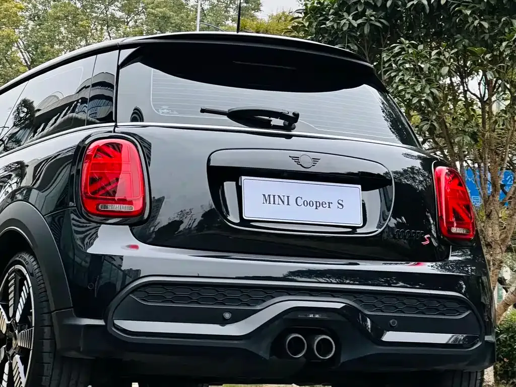 MINI Cooper (3-door) 2024 из CN, фото 8