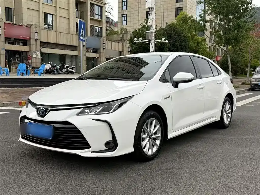 Toyota Corolla 2022 из CN, фото 2
