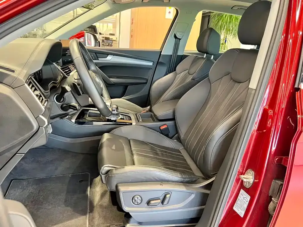 Audi Q5L 2024 из CN, фото 9