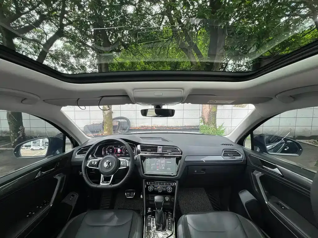 Volkswagen Tiguan L 2021 из CN, фото 4