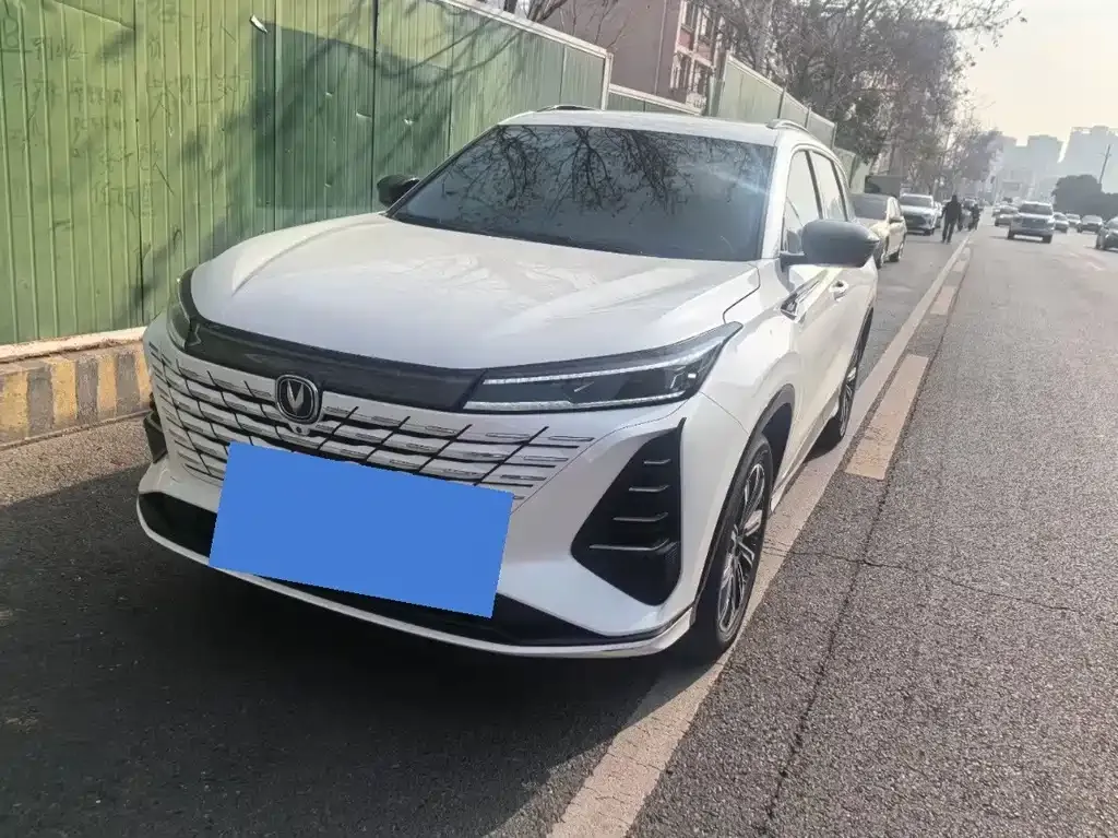 Changan CS75PLUS 2024 из CN, фото 1
