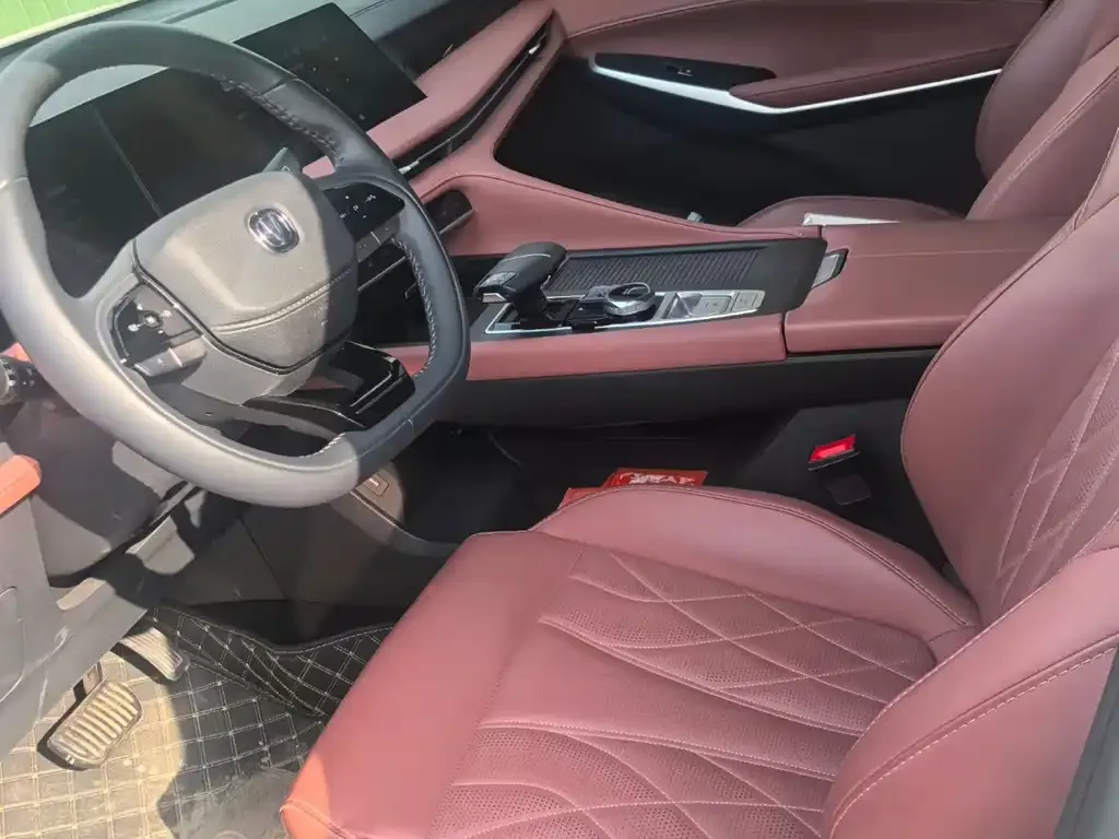 Changan CS75PLUS 2024 из CN, фото 2