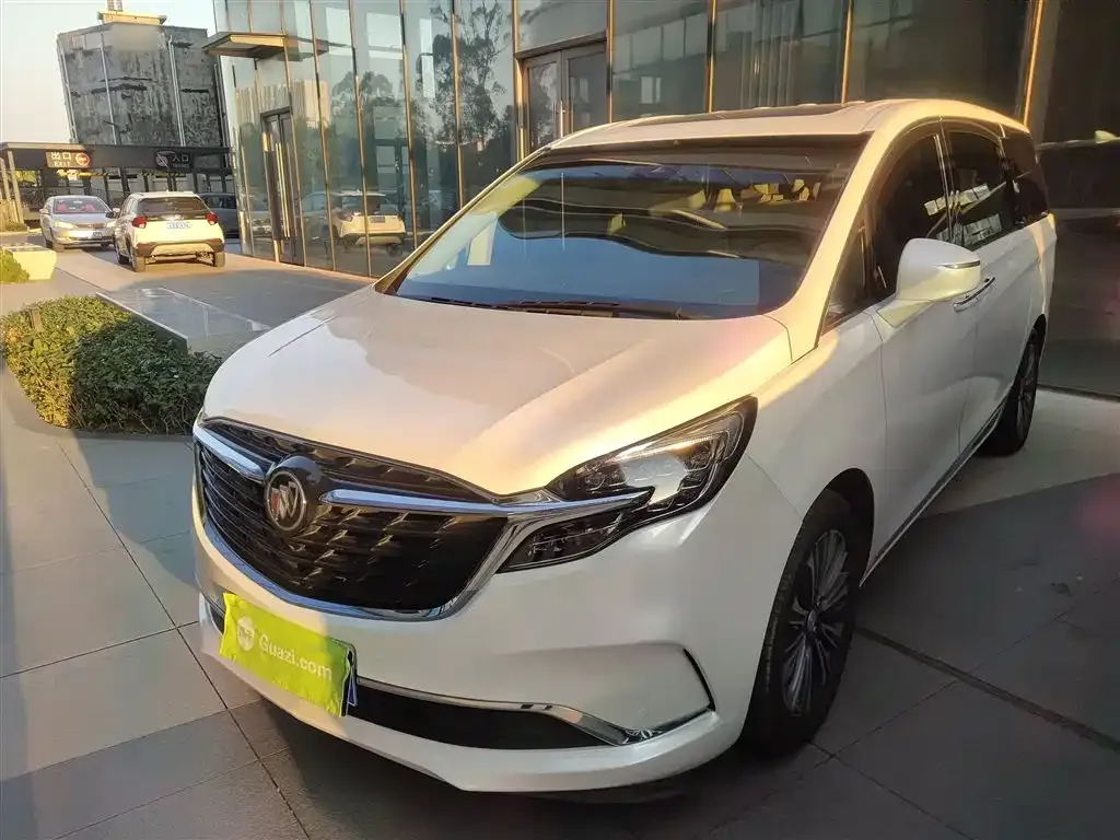 Buick GL8 2022 из CN, фото 10