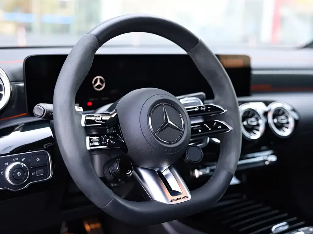 Mercedes-Benz A-Class AMG (Import) 2024 из CN, фото 8