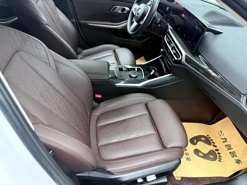 BMW 3 Series 2023 из CN, фото 9