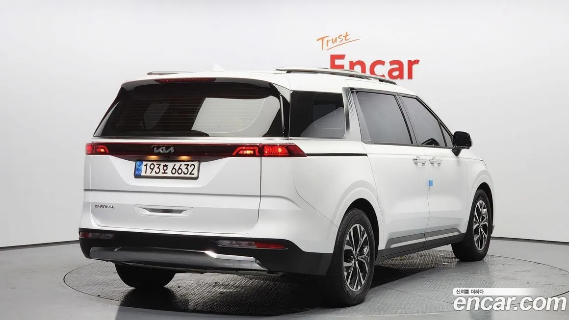 Kia Carnival 2023 из KR, фото 4