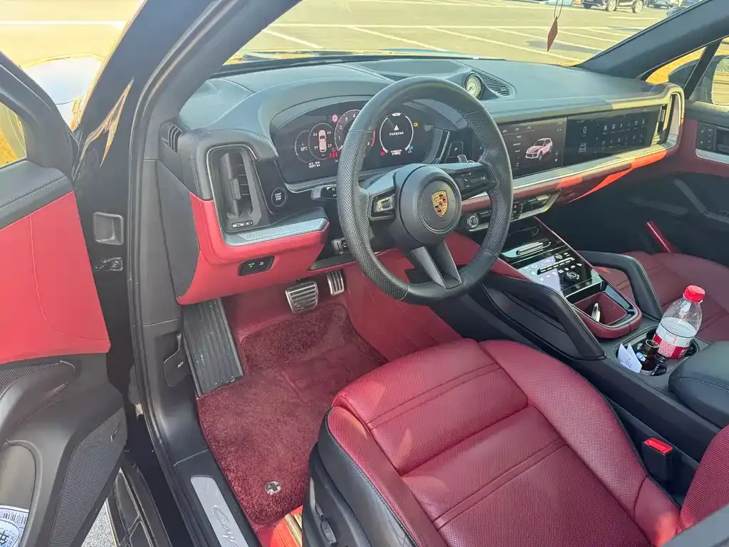 Porsche Cayenne Hybrid 2024 из CN, фото 10