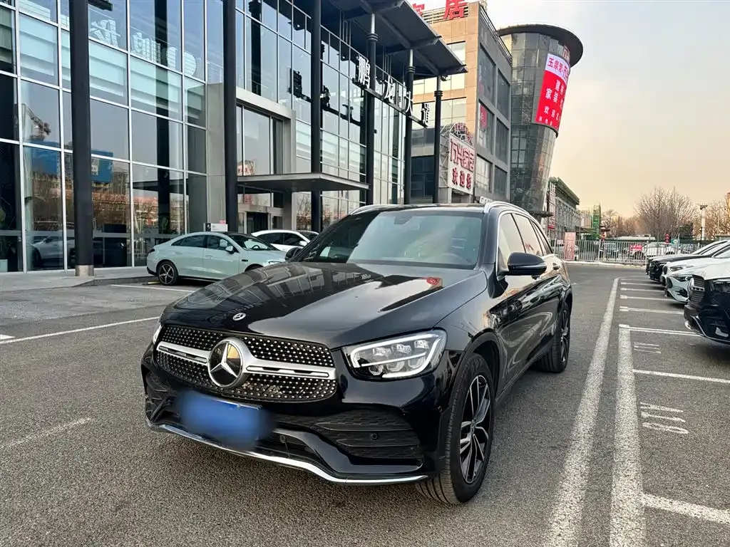 Mercedes-Benz GLC — фото 1