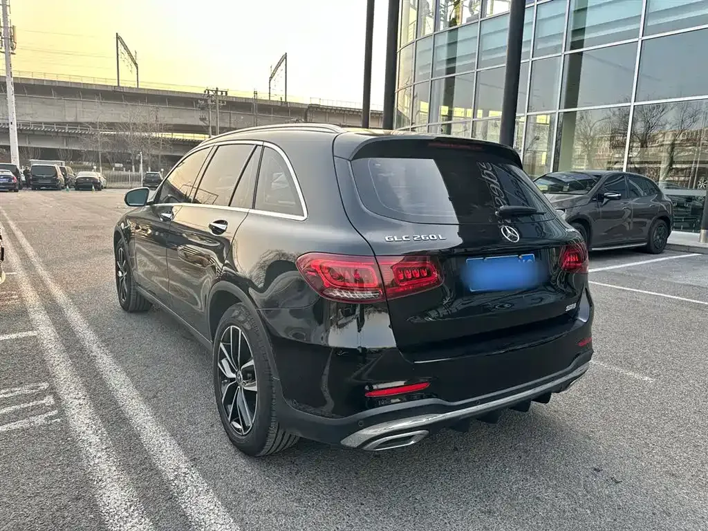 Mercedes-Benz GLC — фото 10