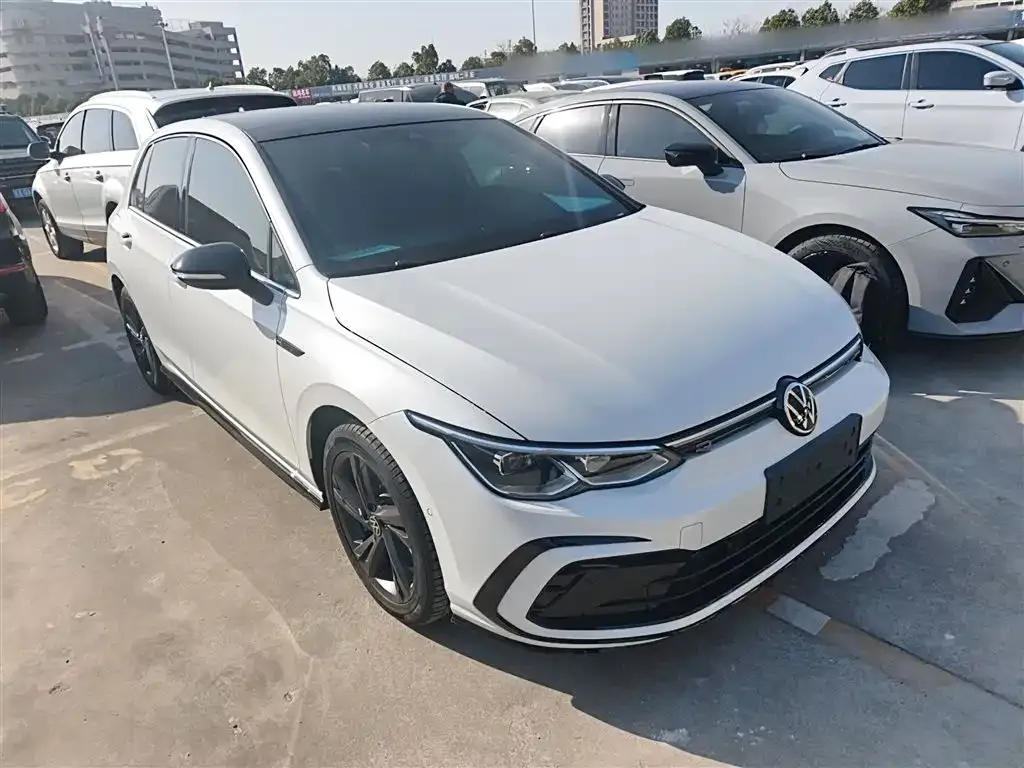 Volkswagen Golf 2022 из CN, фото 4