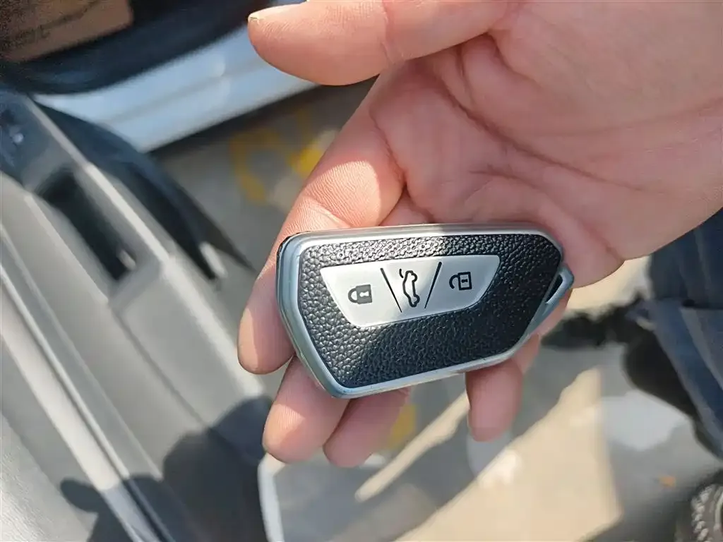 Volkswagen Golf 2022 из CN, фото 9