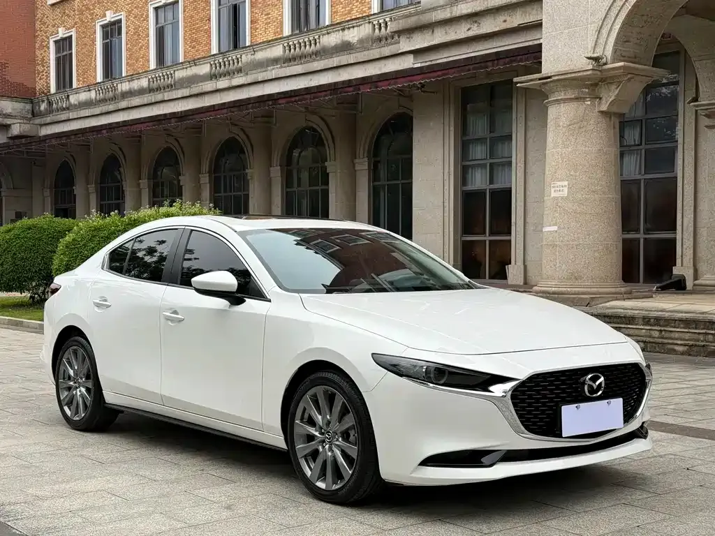 Mazda 3 Axela 2022 из CN, фото 3