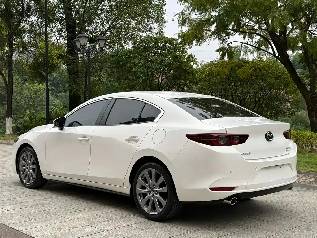 Mazda 3 Axela 2022 из CN, фото 6