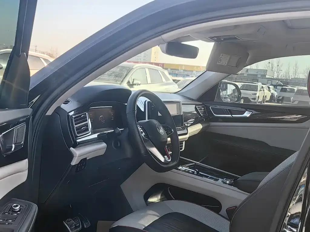 Volkswagen Teramont 2024 из CN, фото 9