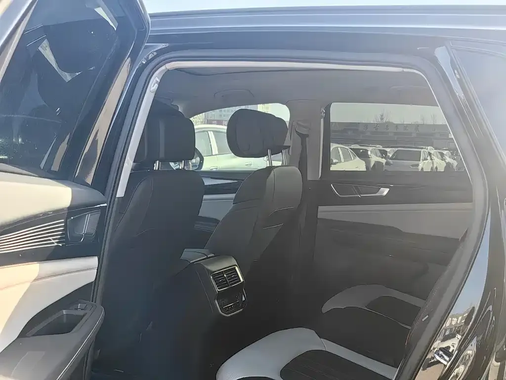 Volkswagen Teramont 2024 из CN, фото 3