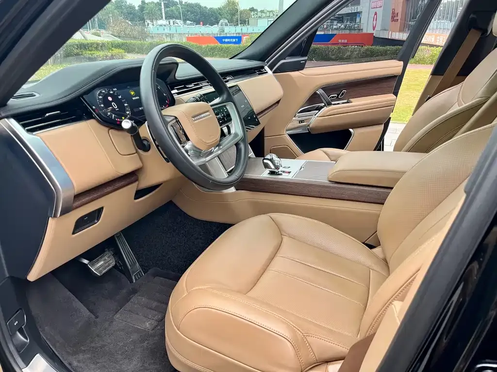 Land Rover Range Rover 2025 из CN, фото 3