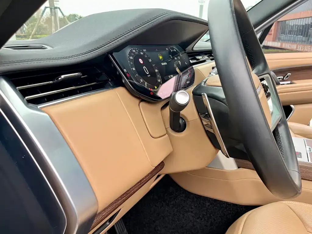 Land Rover Range Rover 2025 из CN, фото 6