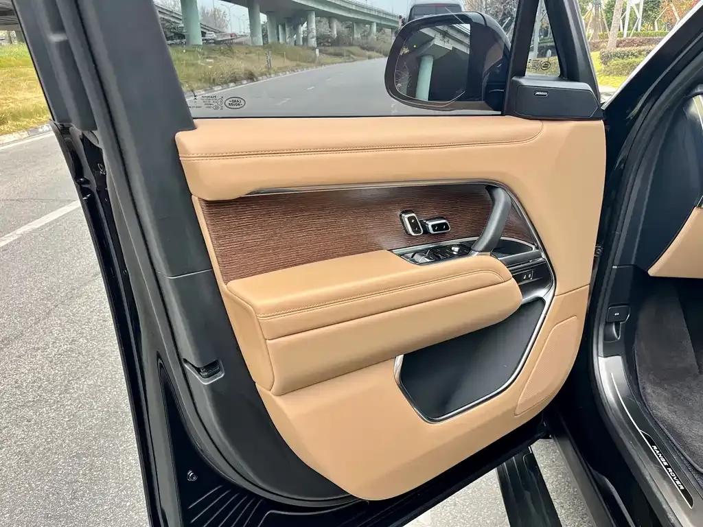 Land Rover Range Rover 2025 из CN, фото 4