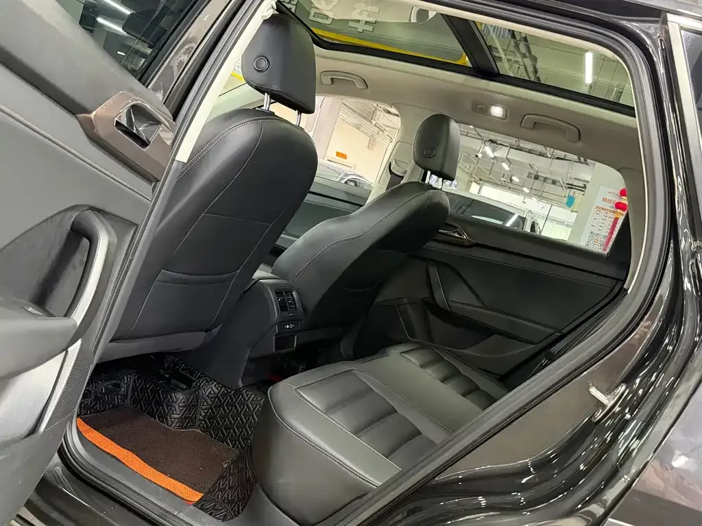 Volkswagen Tharu 2022 из CN, фото 10