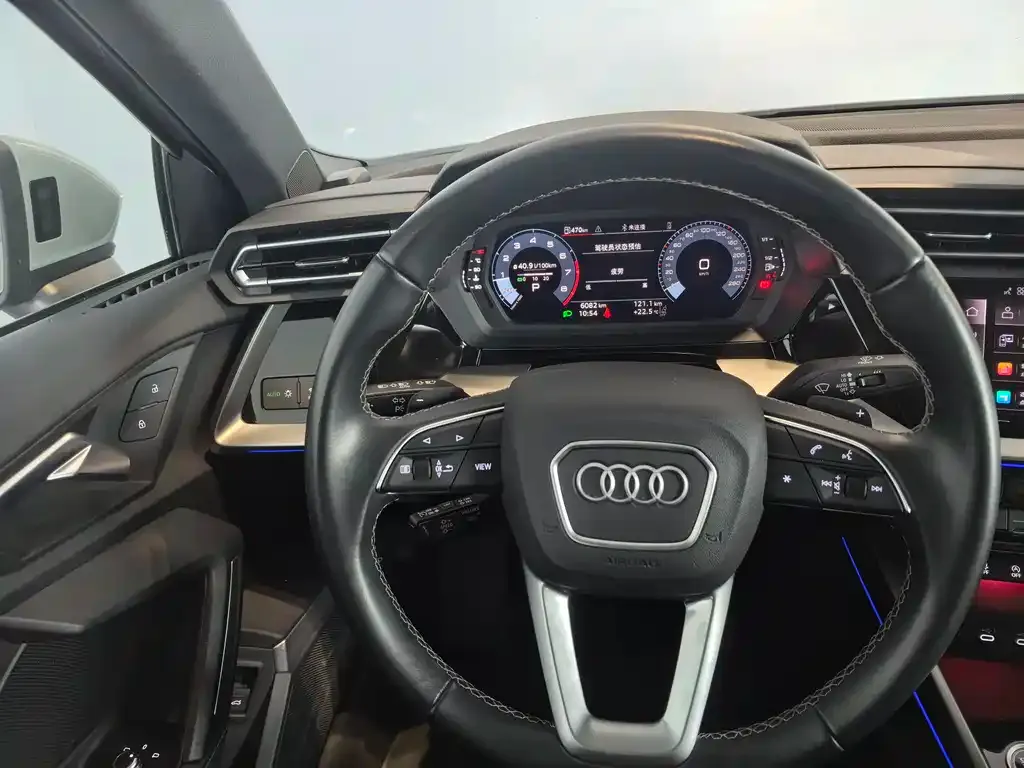 Audi A3 2024 из CN, фото 10