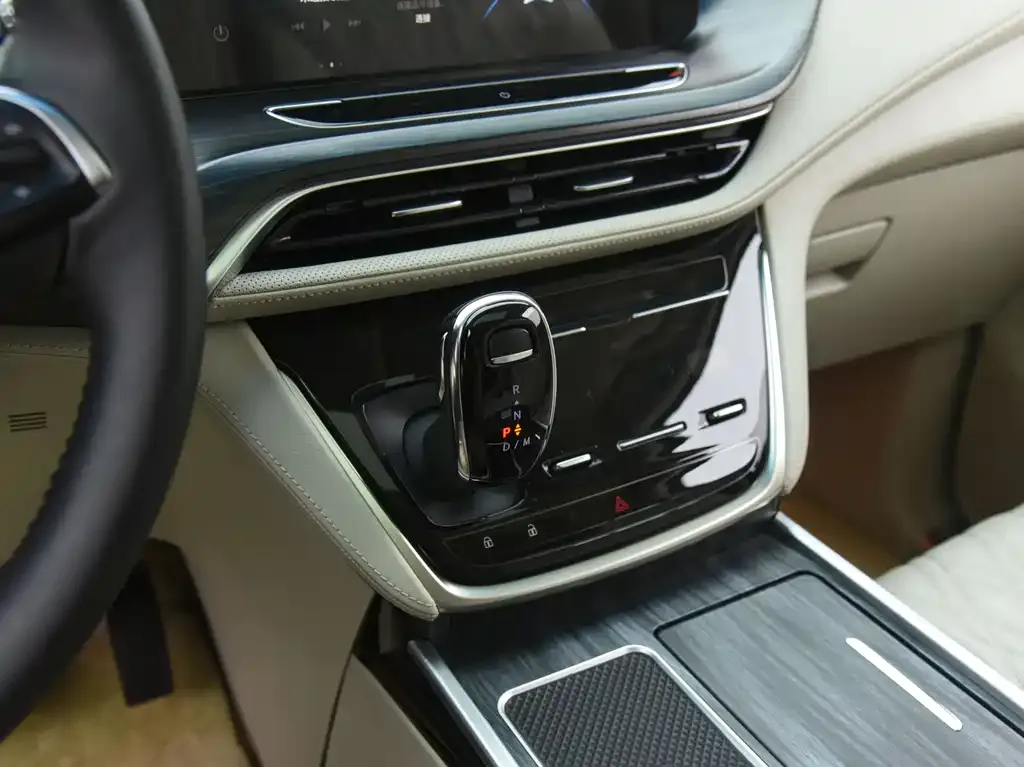 Buick GL8 2022 из CN, фото 6