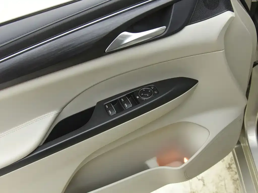 Buick GL8 2022 из CN, фото 5
