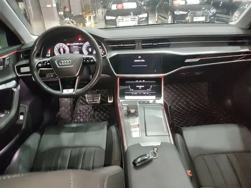 Audi A6L 2021 из CN, фото 10