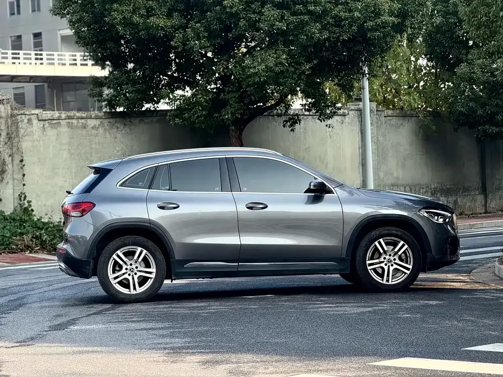Mercedes-Benz GLA 2023 из CN, фото 3