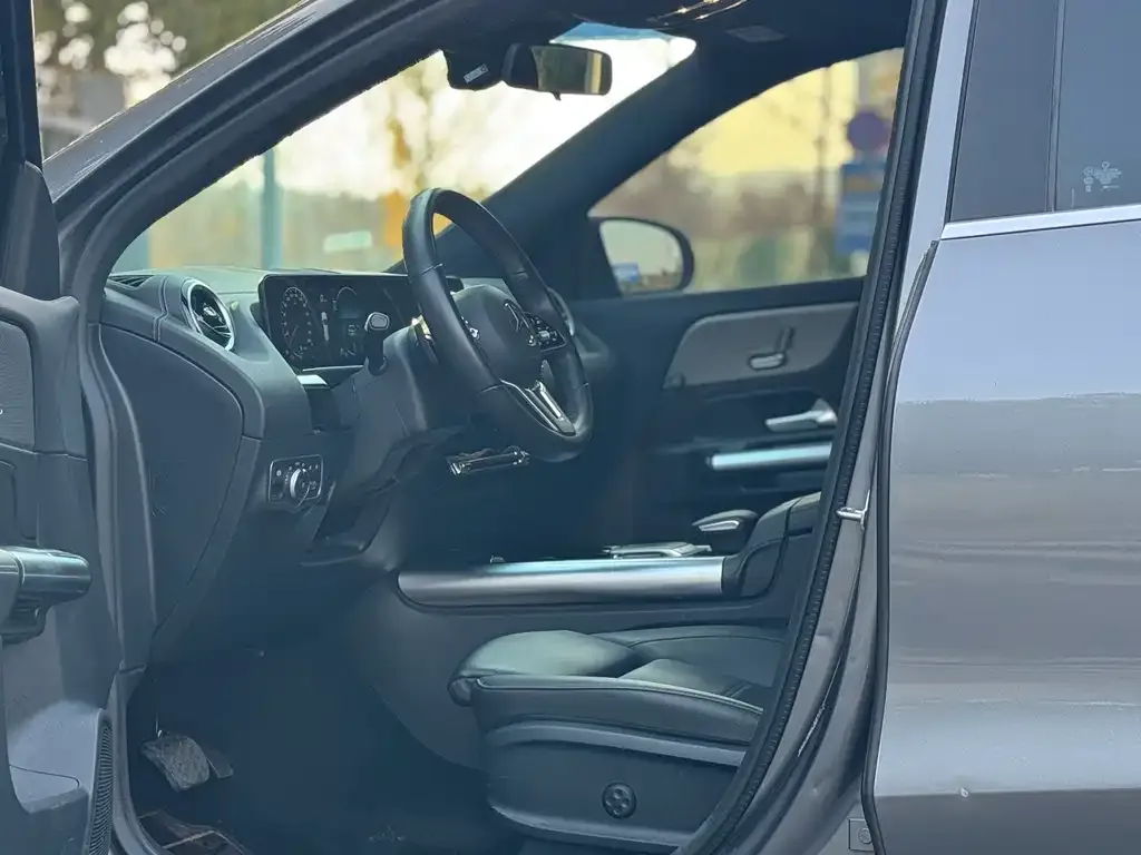 Mercedes-Benz GLA 2023 из CN, фото 7
