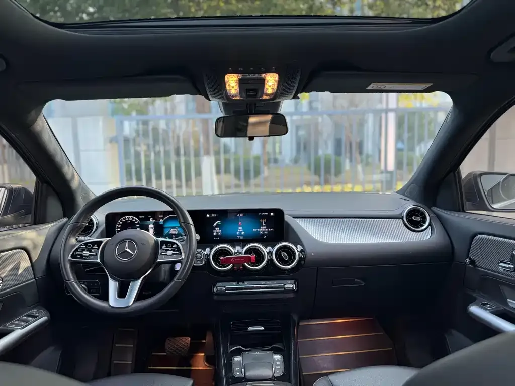 Mercedes-Benz GLA 2023 из CN, фото 8