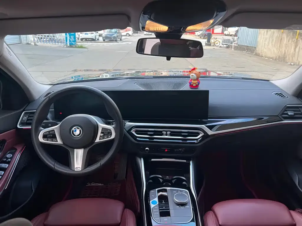 BMW i3 2024 из CN, фото 2