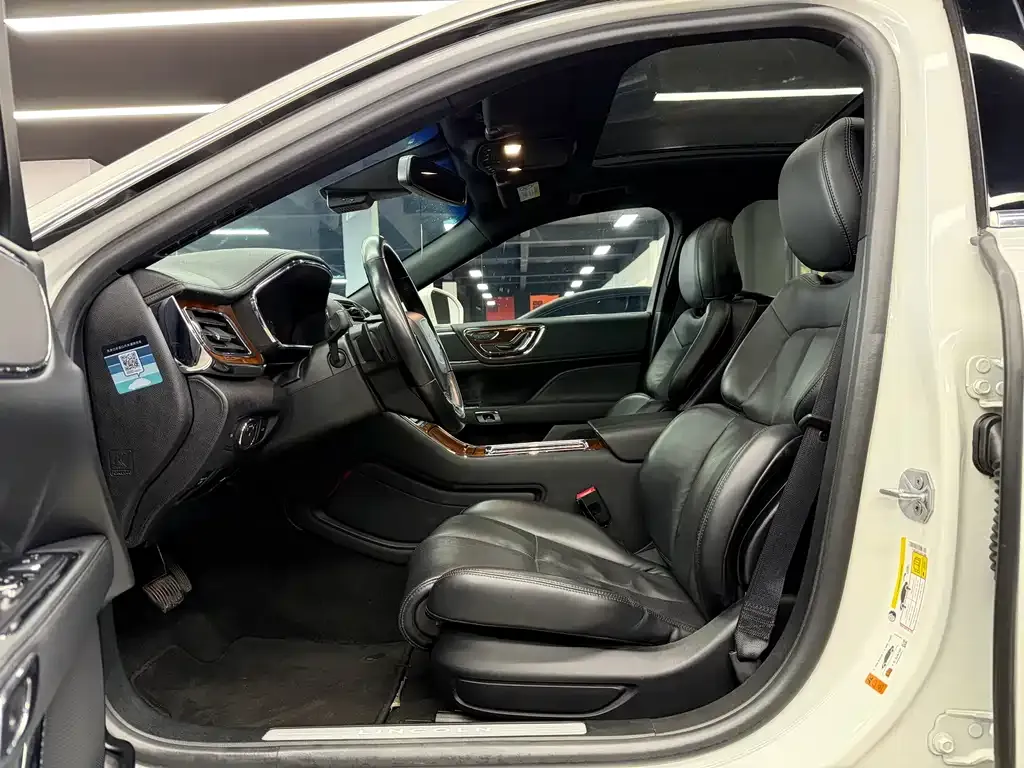 Lincoln Continental 2021 из CN, фото 10