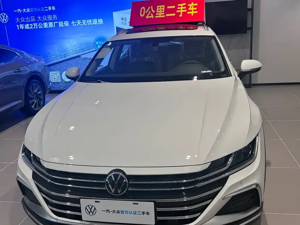 Volkswagen CC 2024 из CN, фото 2