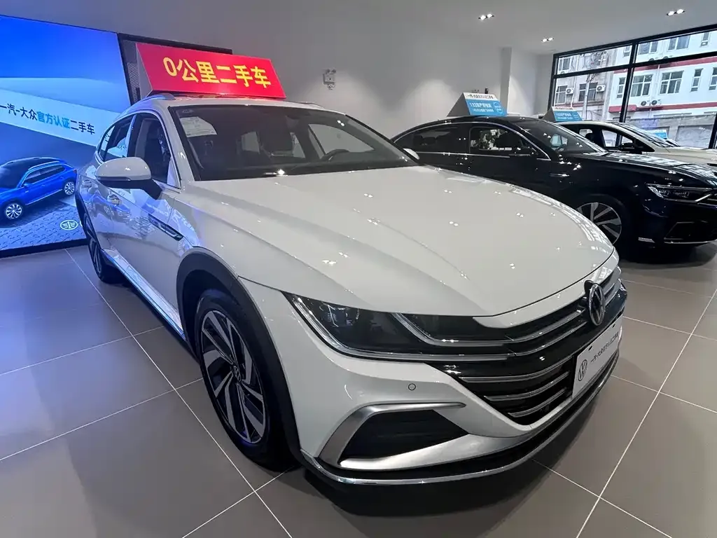 Volkswagen CC 2024 из CN, фото 4