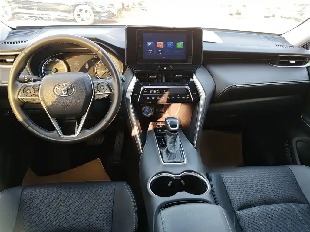 Toyota Harrier 2023 из CN, фото 8