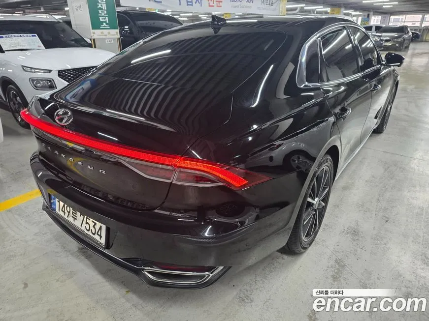 Hyundai Grandeur 2021 из KR, фото 2
