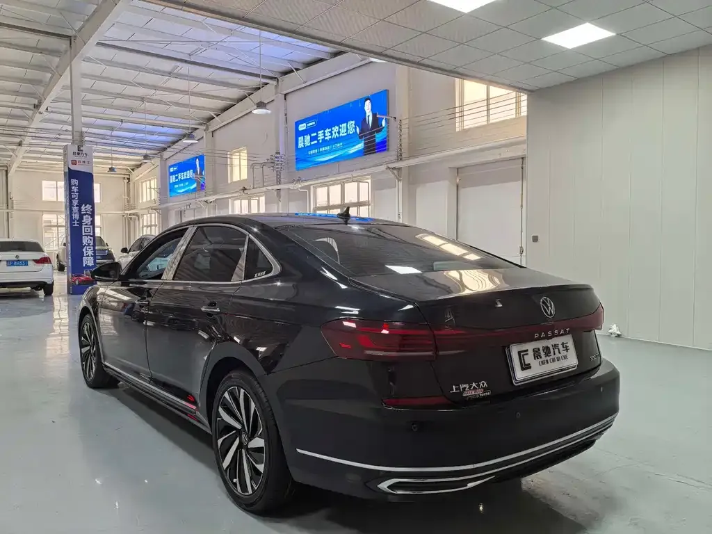 Volkswagen Passat 2023 из CN, фото 6