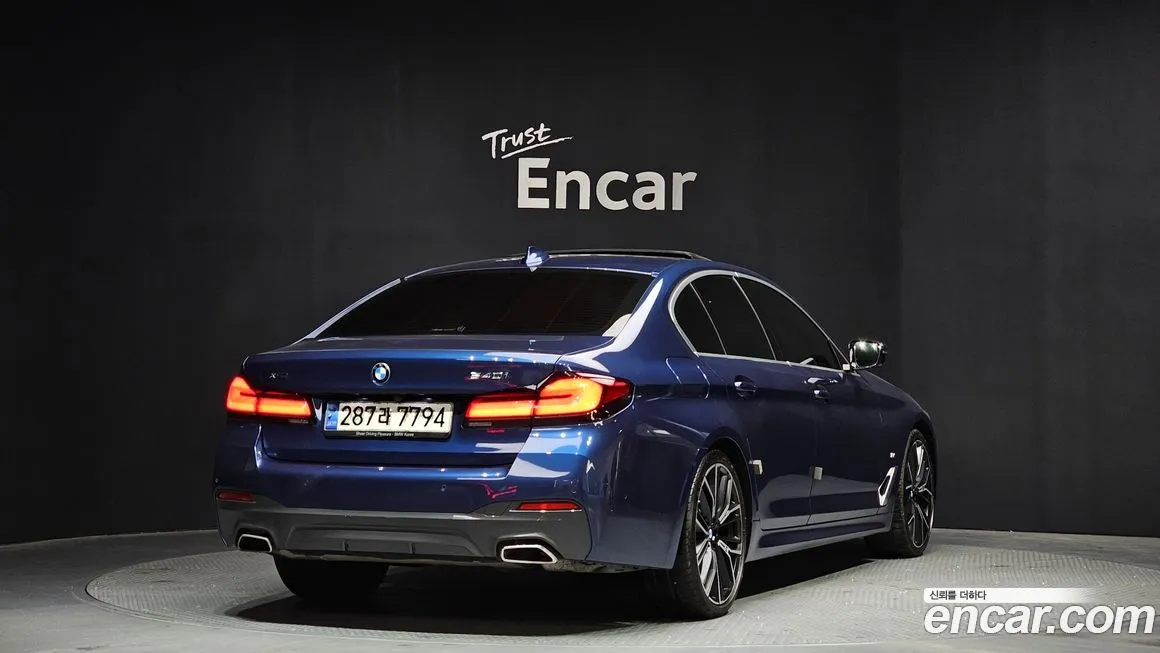 BMW 5-Series 2021 из KR, фото 2