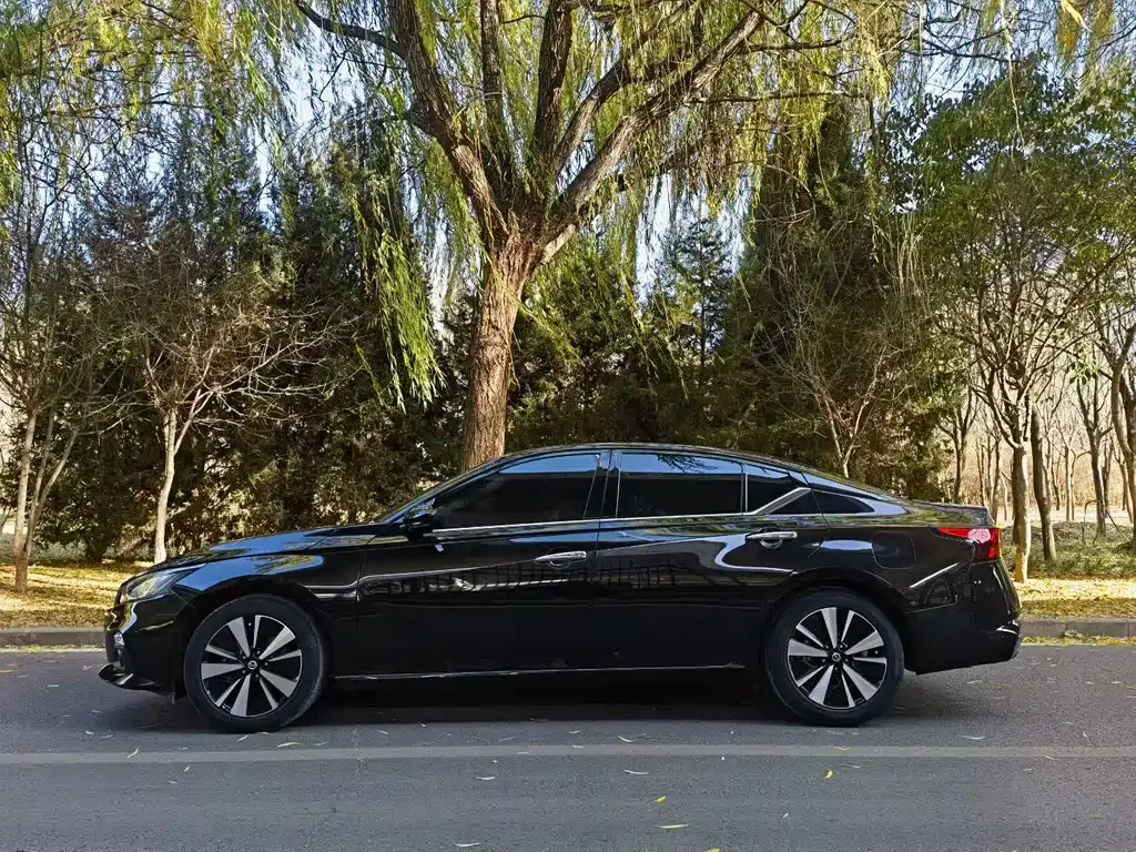 Nissan Teana 2022 из CN, фото 3