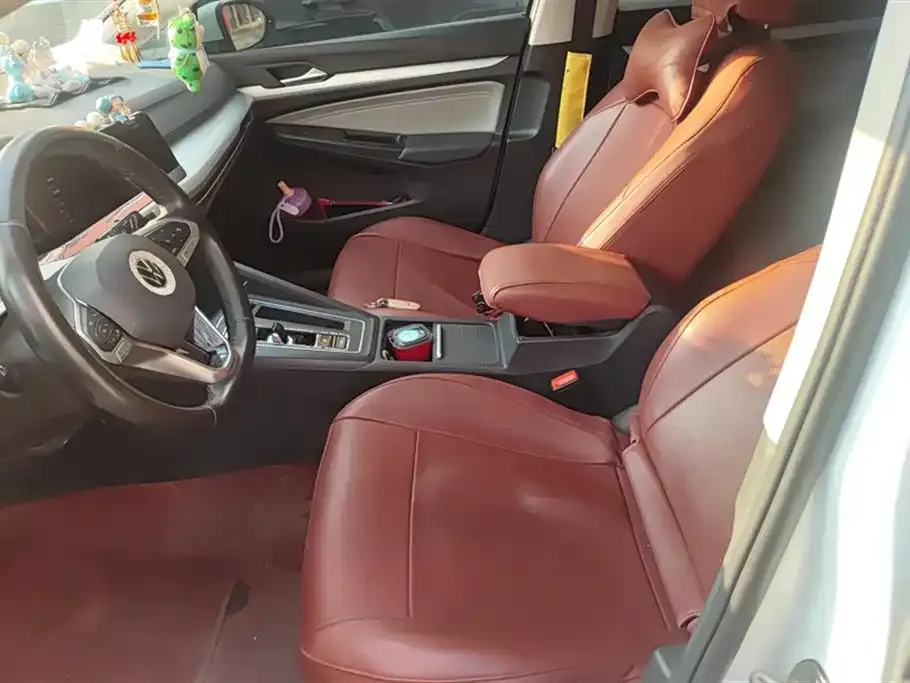 Volkswagen Golf 2021 из CN, фото 10