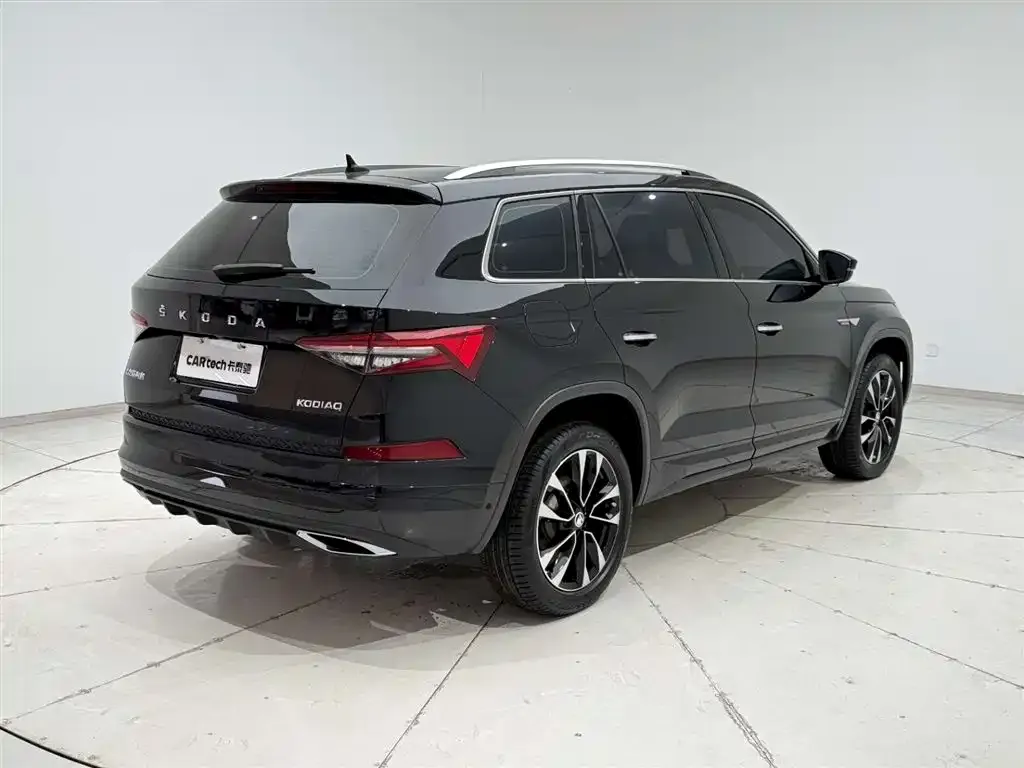 Skoda Kodiaq 2023 из CN, фото 4