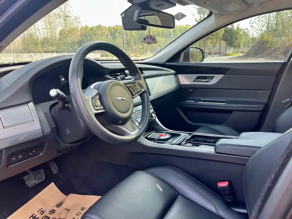Jaguar XFL 2021 из CN, фото 3