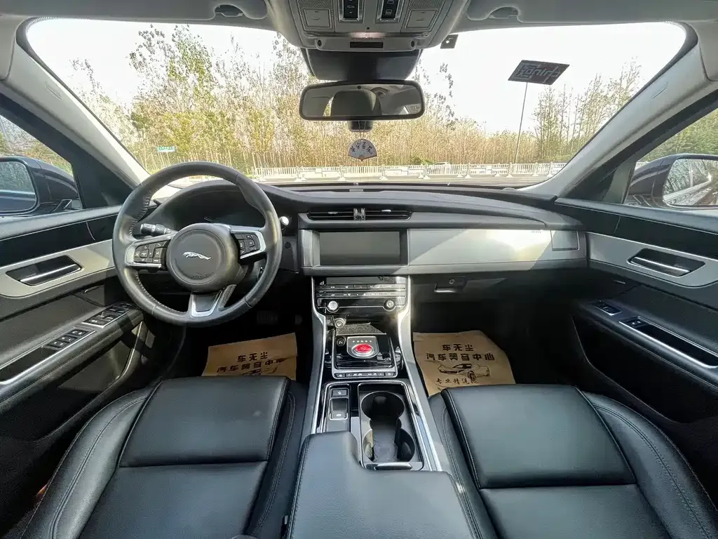 Jaguar XFL 2021 из CN, фото 7