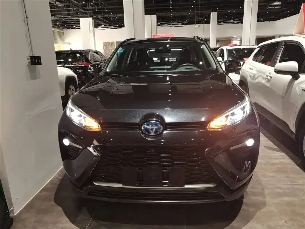 Toyota Wildlander 2023 из CN, фото 3