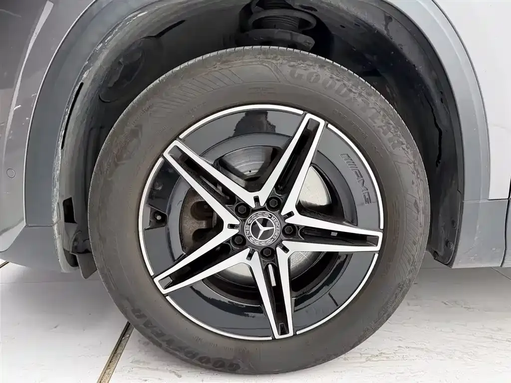 Mercedes-Benz EQA — фото 10