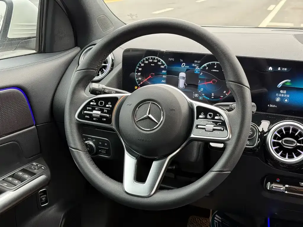 Mercedes-Benz GLA 2023 из CN, фото 9