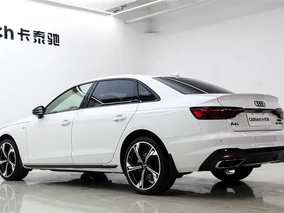 Audi A4L 2024 из CN, фото 8